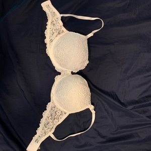 White Lace Smart & Sexy Push Up Bra